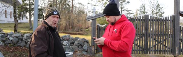 SURNUAIAVAHT | Tagaselja tööle võetud surnuaiavaht jääb pensionile