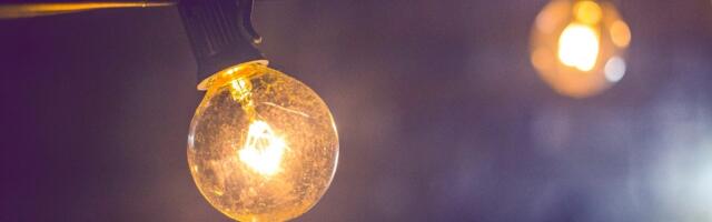 Riik toetab kõiki tarbijaid elektriarvete tasumisel