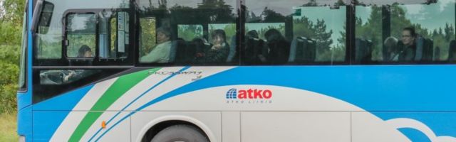 Atko bussijuht kustutas Sauel suitseva bussi ning lahkus enne päästjate saabumist