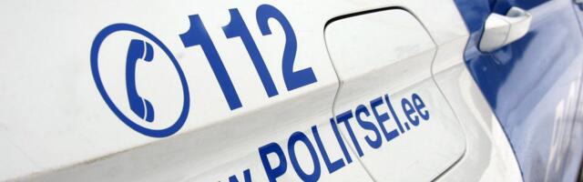 Tõrvajõel hukkus auto alla jäänud naine