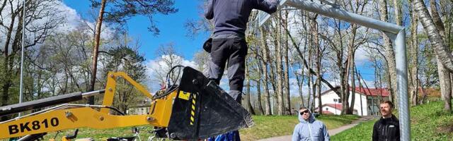 Ala­ve­re kü­lap­lat­si­le pai­gal­da­ti korv­pal­li­konst­rukt­sioon