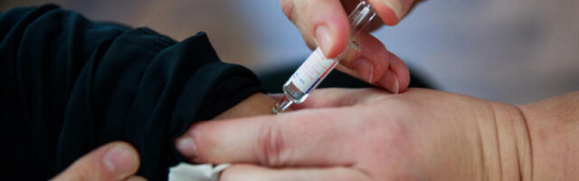 Uuring: vaktsiinipelgust tõrjusid pandeemia ajal usu asemel teadmised