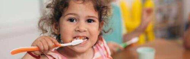 Lasteaedasid kutsutakse osalema juhendatud hambapesus