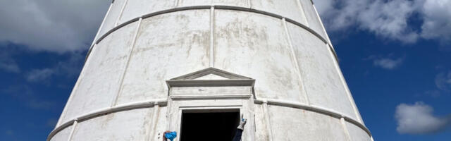 MEENUTADES SUVE | Sel suvel laskuti Tahkuna tuletornist 289 korral