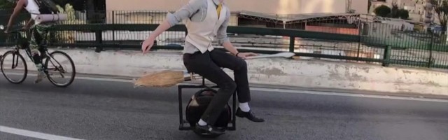 Reporter: Kui vanasti sõitsid luudadega nõiad, siis nüüd ka tavainimesed!