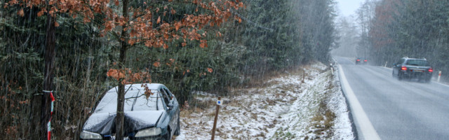 Transpordiamet: külm ilm takistab libedusetõrjet