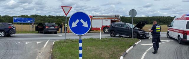 Päästjad käisid abis Kalme külas toimunud liiklusavariil