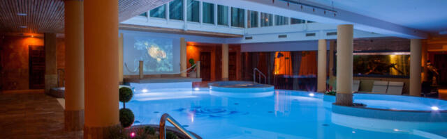 KIIKA NAABERSAARELE | Võta ette üks eksootiline reis