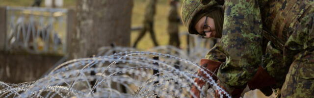 Kaitseväelased alustasid täna idapiiril tõkete rajamisega