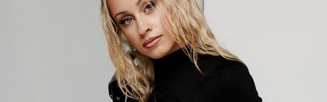 KLÕPS | Merilin Mälk veedab aega nägusa noormehe seltsis. „Olen hoitud“