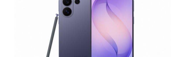 What that tiny green dot on your Samsung phone is telling you