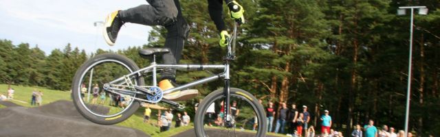 Toilas avati vimkaga pumptrack'i rada
