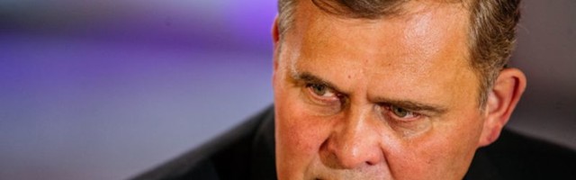 Raivo Aeg: mind ärritavad elus ainult kaks asja: naistekleidis mehed ja see, kui ajakirjanikud oma tööd teevad