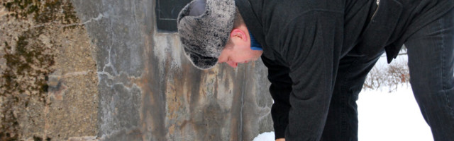 PÄRNU ALEVI KALMISTUL SÜÜDATAKSE VABADUSSÕJAS LANGENUTE MÄLESTUSEKS KÜÜNLAD