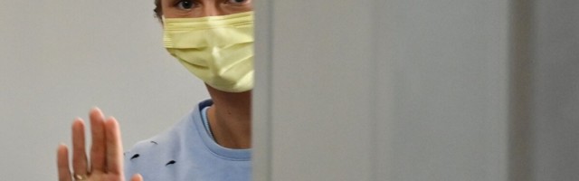 Kodumaale naasmast keeldunud Valgevene sportlane Tsimanovskaja lahkus Tokyost Viini suundunud lennukiga