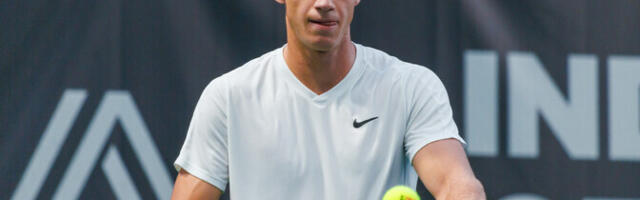 Teisena asetatud Glinka kaotas teises ringis