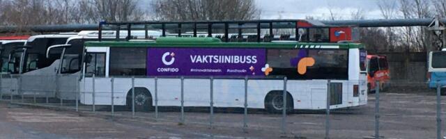 Parklas jõude seisev vaktsiinibuss tunneb vähemalt osalist süüd valitsuse läbikukkunud vaktsiinikava pärast