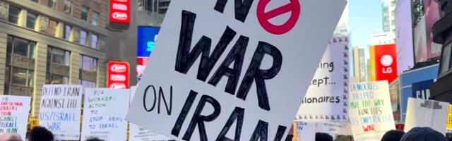 New Yorgis avaldasid meelt USA rünnaku vastased ja pooldajad