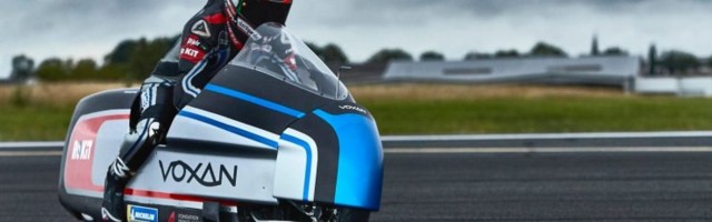 409 km/h: maailma kiireim elektrimootorratas Voxan Wattman