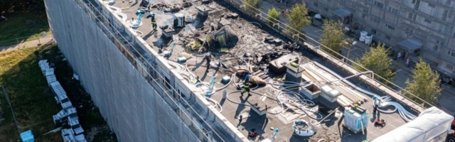 LUGEJA VIDEO ja FOTOD | Tallinna külje all Lool põleb korterelamu katus