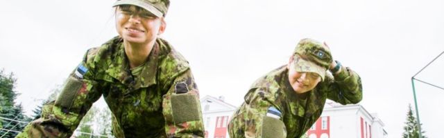 GRAAFIKUD | Milline Eesti naine soovib astuda ajateenistusse?