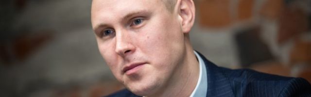 KLÕPS | Raimond Kaljulaid näitas pisitütart: isegi vihmased päevad on väga lõbusad