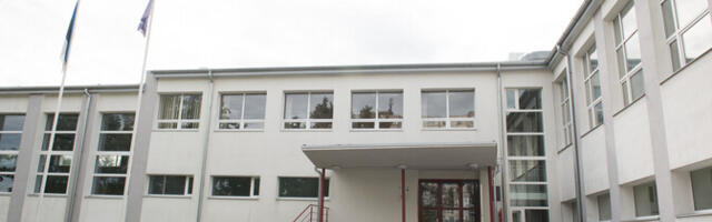 Государство готово снести здание Кивиылиской русской школы