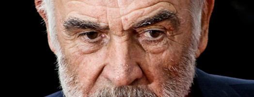 Suri legendaarne filminäitleja  Sean Connery.