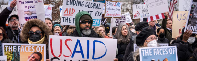 USA föderaalvalitsus on poole aastaga saanud lahti ligi seitsmest protsendist töötajatest