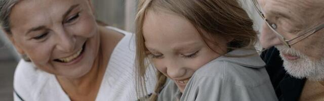 Vanavanemate auks heiska Eesti lipp