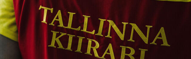 В Таллинне нетрезвый пешеход врезался в автобус