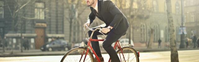 Transpordiameti uuring: ligi 21% linnas ja 10% maal elavaist leibkondadest pole kasutusel ühtegi autot