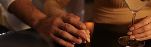 Naine meenutab juhtumit oma sõbranna mehega_ mul läksid hetkega põlved nõrgaks, seksuaalne tõmme oli nii tugev