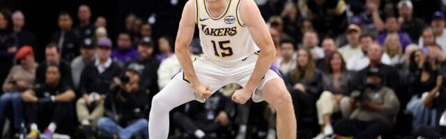 Elu mängu teinud Reaves vedas Lakersi võidule