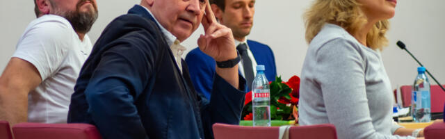 Haapsalus lahvatas eelarvetüli