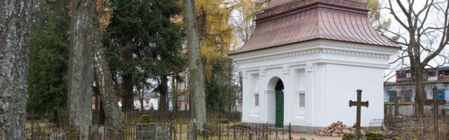 Tartu Raadi kalmistu kultuuriloolised giidituurid jätkuvad