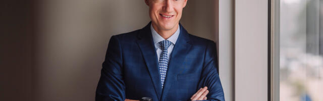 Vangerdused Tallinki juhtkonnas. Nõgese rolli võtab üle pankur Peep Jalakas