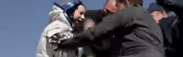 VIDEO: USA naisastronaut naasis koos Vene kosmonautidega tagasi Maale