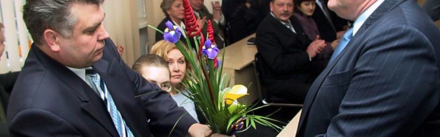 Kohtla-Järve valimised on kui veteranpoliitikute kokkutulek
