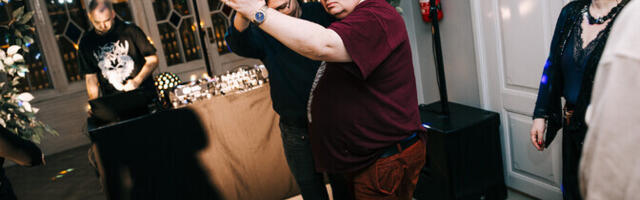 Pildid: Eesti kirjanduse päeva disko Tammsaare muuseumis