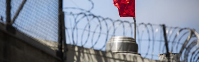 Hiina-USA vastasseis: vastastikku suletakse konsulaate, USA süüdistab Hiina kodanikke sõjaväetausta varjamises viisataotlustes