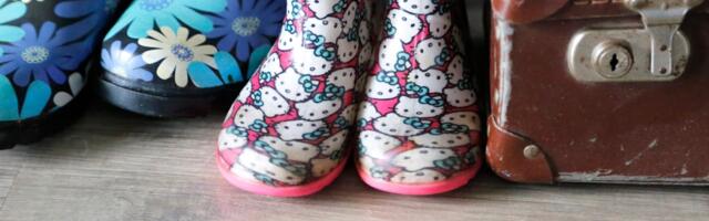 Vihmane suvi pani inimesi rekordkoguses vihmakeepe ning kummikuid ostma