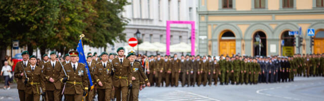 Kaitseväe Akadeemia alustas uut õppeaastat piduliku jalutuskäiguga