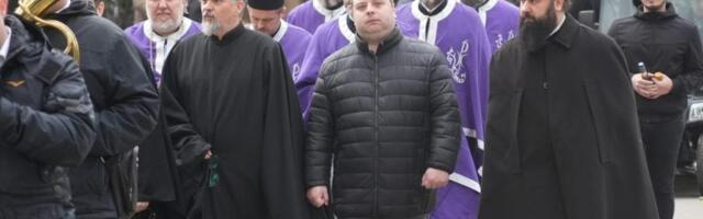 „Moje je pravo da volim predsednika Vučića, slediću ga dok sam živ“: Teolog Miloš Stojković objašnjava za Danas zašto je bio na Informerovom slavlju