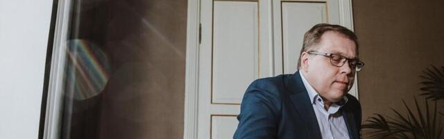 POLIITIKARADAR | Hitimees Hussari kolm igihaljast hitti kollektiivilt Iga Tähelepanunäljas Poliitik