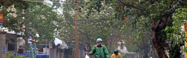 Üleujutustega võitlevat Vietnami kimbutab järjekordne taifuun
