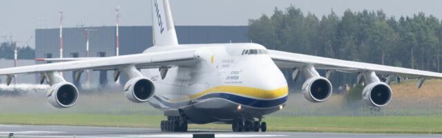 FOTOD | Tallinna lennuväljal maandus maailma üks suuremaid lennukeid An-124