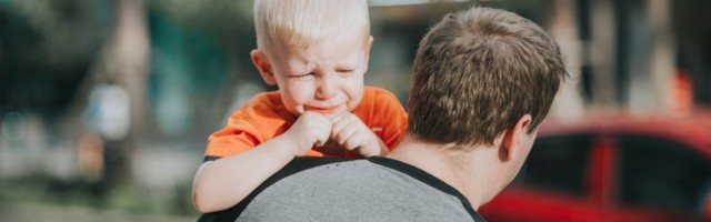 Kaheksa moodust lapse rahustamiseks, mis on paremad kui “aeg-maha” meetod