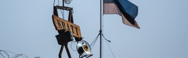 Suurtükiväepataljoni sõdurid harjutasid patarei koosseisus kaudtule laskmist