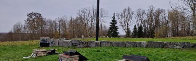 Ida-Virumaal rünnati Sinimägede memoriaali